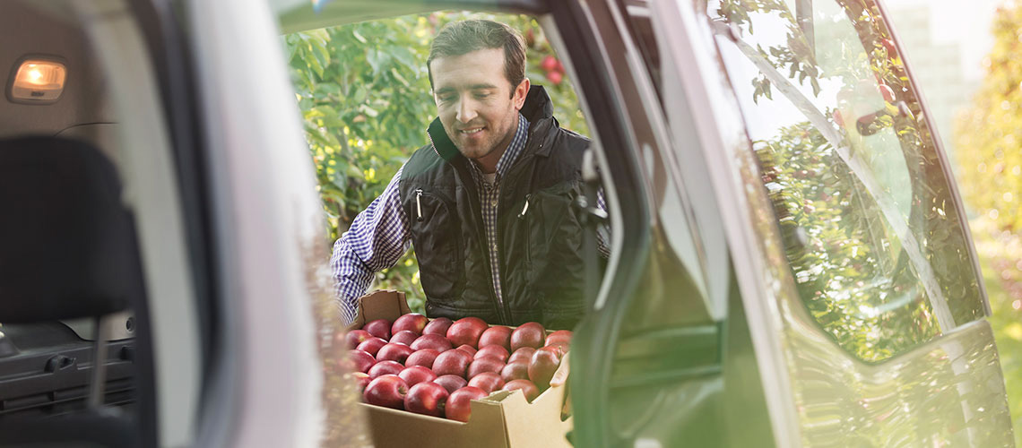 Men with Apples Business Motoring