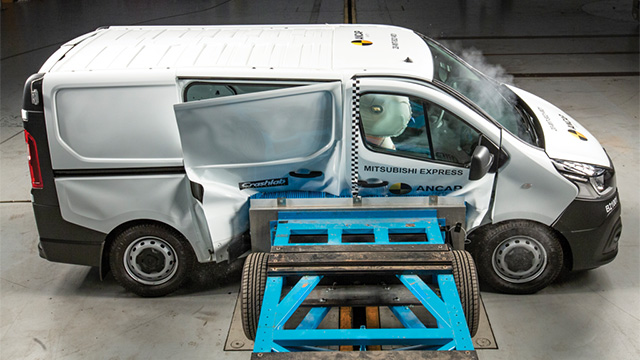 Mitsubishi Express 2020 0 Star ANCAP Safety Rating