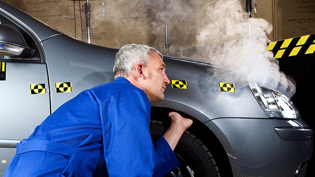 Comparing commercial used car safety ratings