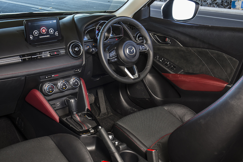 Mazda 3X Interior