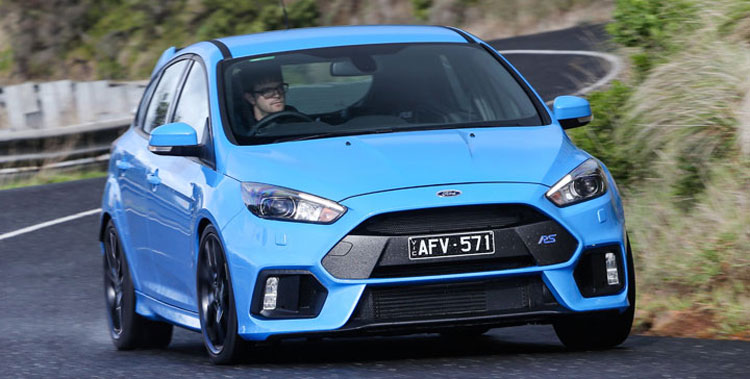 2016-Ford-Focus-RS