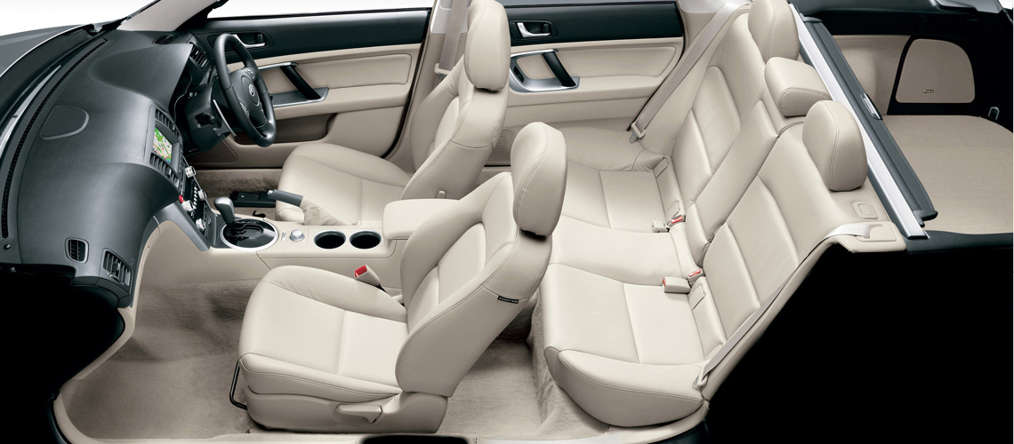 2006-Subaru-Outback-3.0R-interior