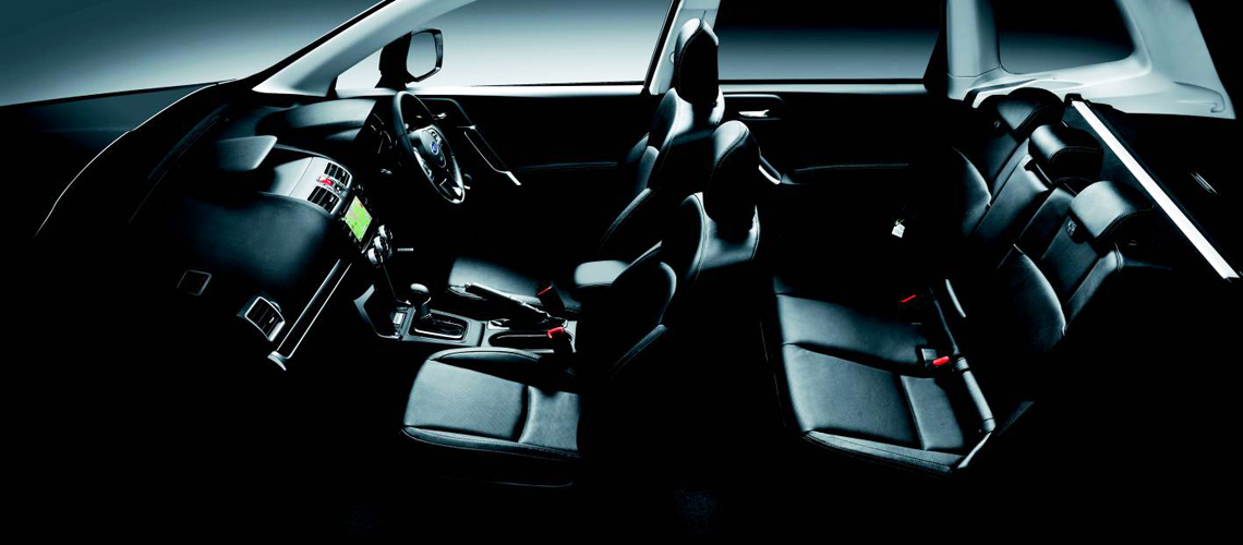 2016-Subaru-Forester-2.0XT-Premium-interior