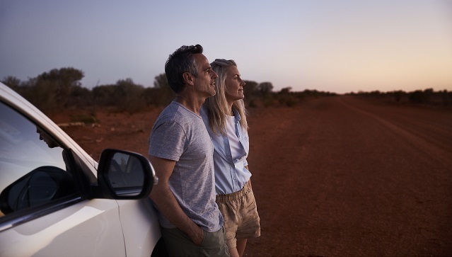 Couple in Outback- Mobile