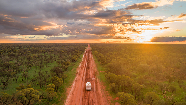 Ivanhoe-Menindee Road, Ivanhoe (Credit: Destination NSW) Ivanhoe-Menindee Road, Ivanhoe (Credit: Destination NSW)