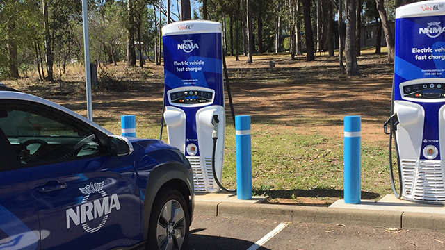 NRMA Electric Vehicle fast charger Tamworth - mobile 