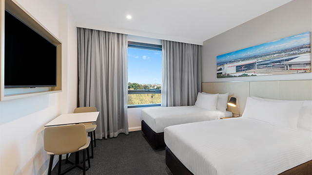 Guest Room Twin Travelodge Sydney Airport NSW