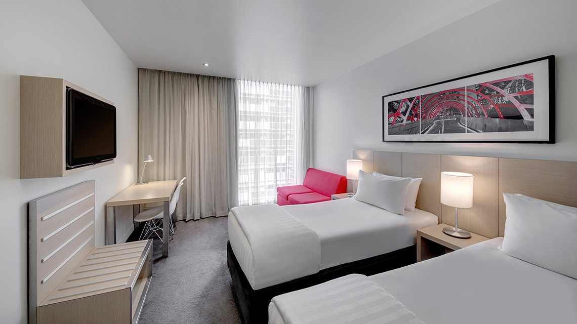 Travelodge Hotel Melbourne Docklands | The NRMA