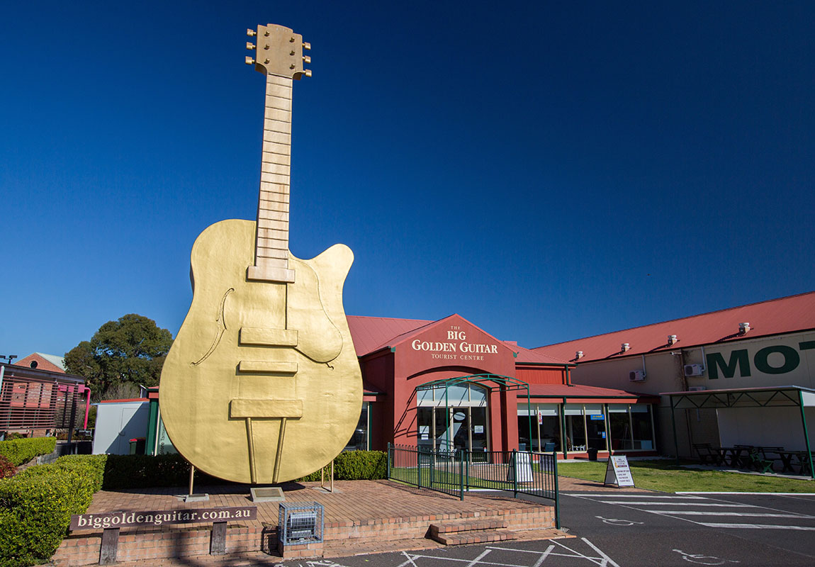 The Big Golden Guitar Tourist Centre, Tamworth