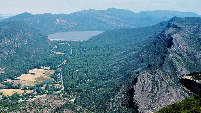 Halls Gap and Lake Belfield from Boroka Lookout Credit: BriMiDra Link: https://commons.wikimedia.org/wiki/File:80._Halls_Gap_and_Lake_Belfield_from_Boroka_Lookout.jpg Halls Gap and Lake Belfield from Boroka Lookout Credit: BriMiDra Link: https://commons.wikimedia.org/wiki/File:80._Halls_Gap_and_Lake_Belfield_from_Boroka_Lookout.jpg