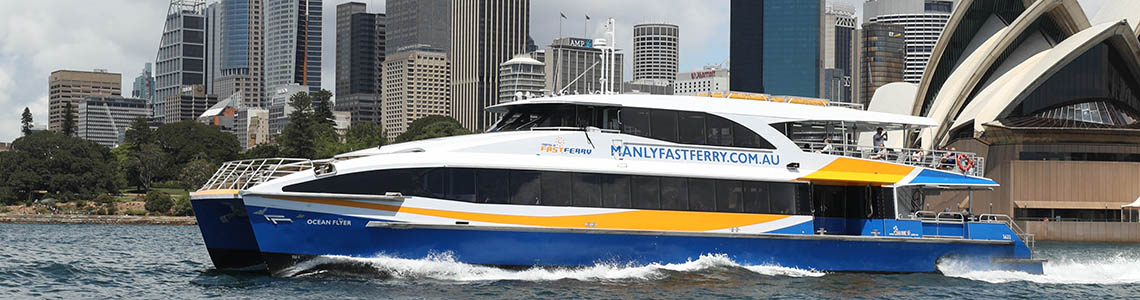 Manlt Fast Ferry passes the Sydney Opera House