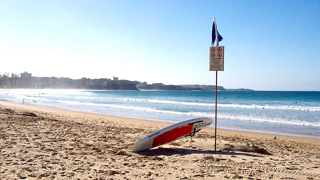Manly Beach, Sydney, Australia Taken by Enoch Lau on 20 July 2004.