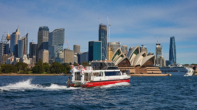 Fantasea Cruising in Sydney Harbour