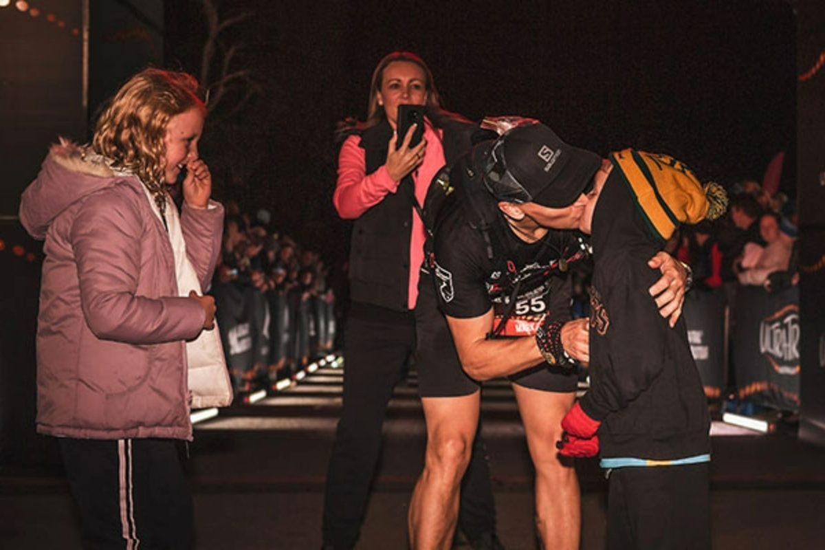 mark-avery-greeted-by-family-1200x800 Slide 3