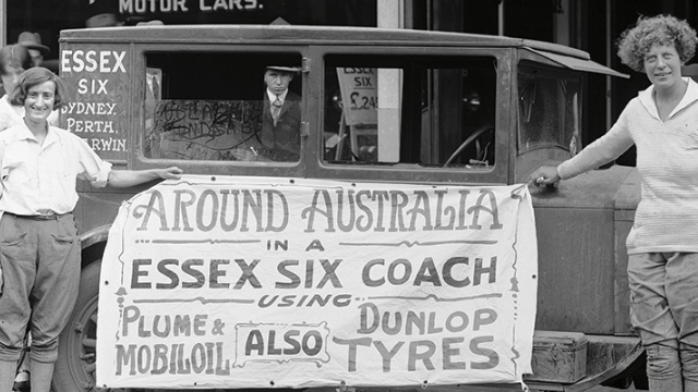 1927 black and white photo of female motoring pioneers Gladys Sandford and Stella Christie with their Essex Six car before their around Australia road trip