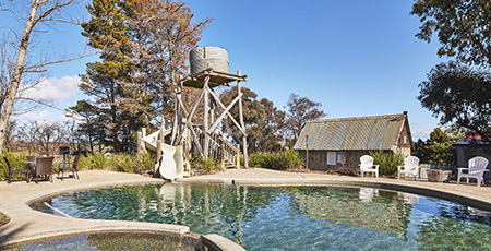 Outdoor swimming pool Bathurst