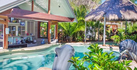 Pool Bar, Blue Dolpin