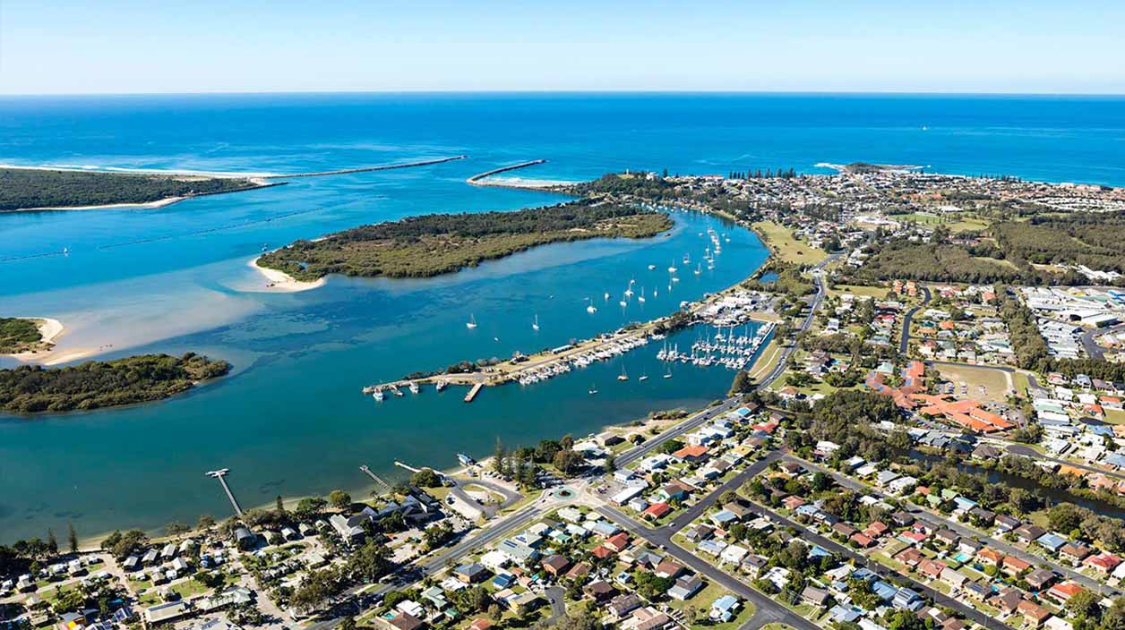 NRMA Blue Dolphin Yamba Holiday Resort aerial