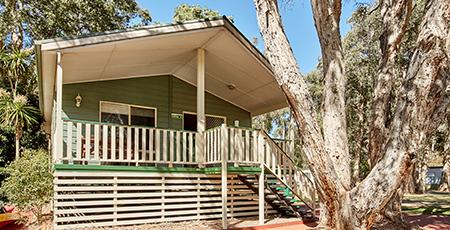 Kingfisher Cabin, NRMA Budgewoi Holiday Park