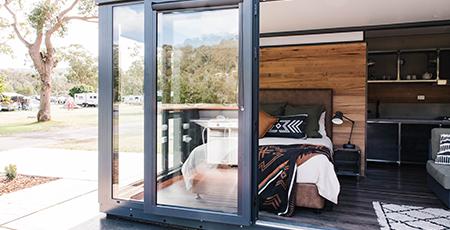 Glamtainer - Ocean Beach