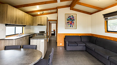 Ballarat 3 Bedroom Deluxe Villa