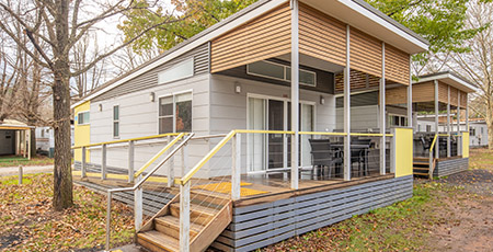 Feathertop Villa Accessible exterior, Bright