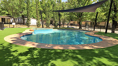 Swimming pool, Bright