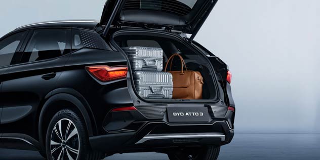 BYD Atto 3 boot with luggage