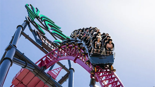 DC Rivals HyperCoaster
