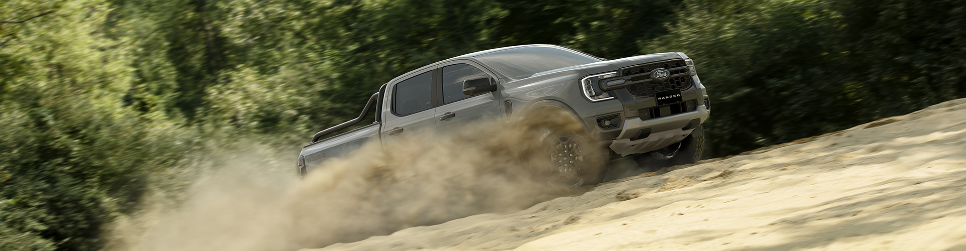 Ford Ranger kicking up dust