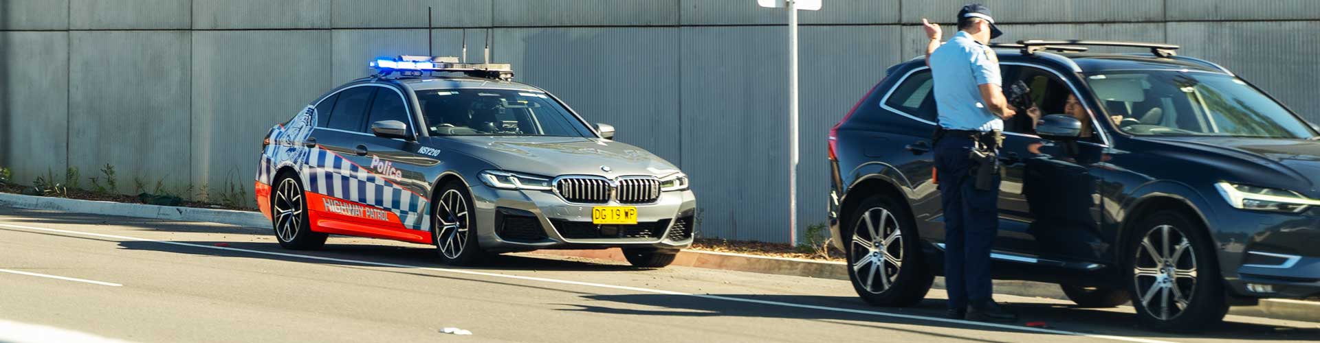 Police checking drivers licence