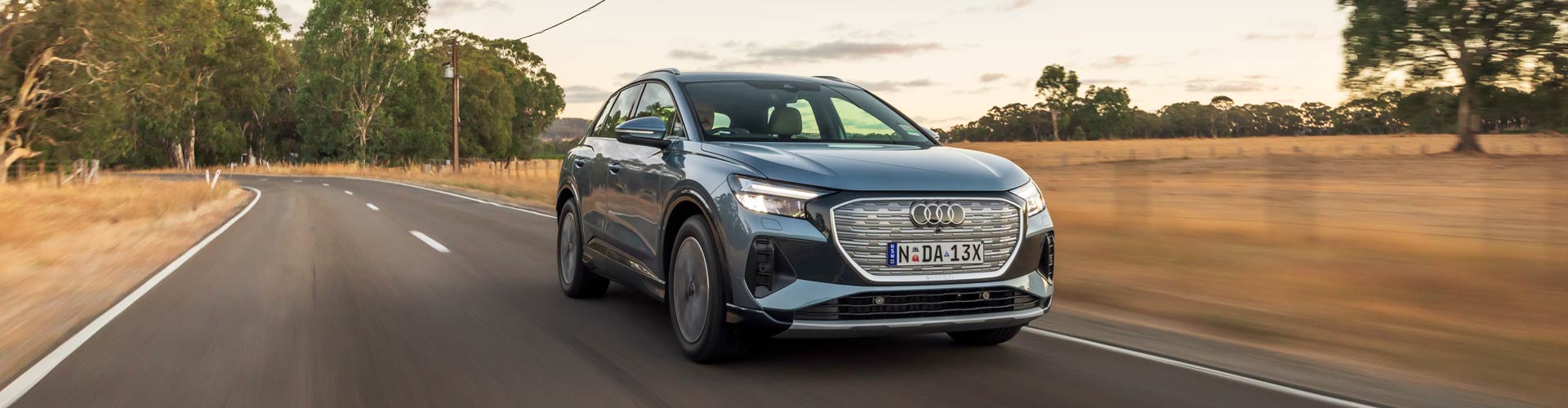 Audi Q4 45 e-tron_Geyser Blue