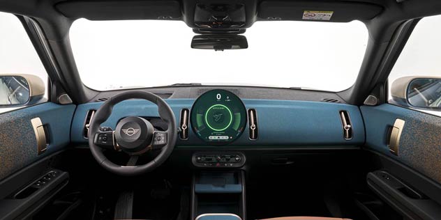 Interior of the electric 2024 Mini Countryman S 