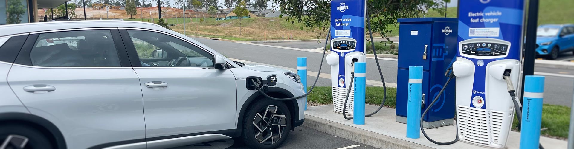 A grey BYD Atto 3 charging at Thrumster NRMA charger