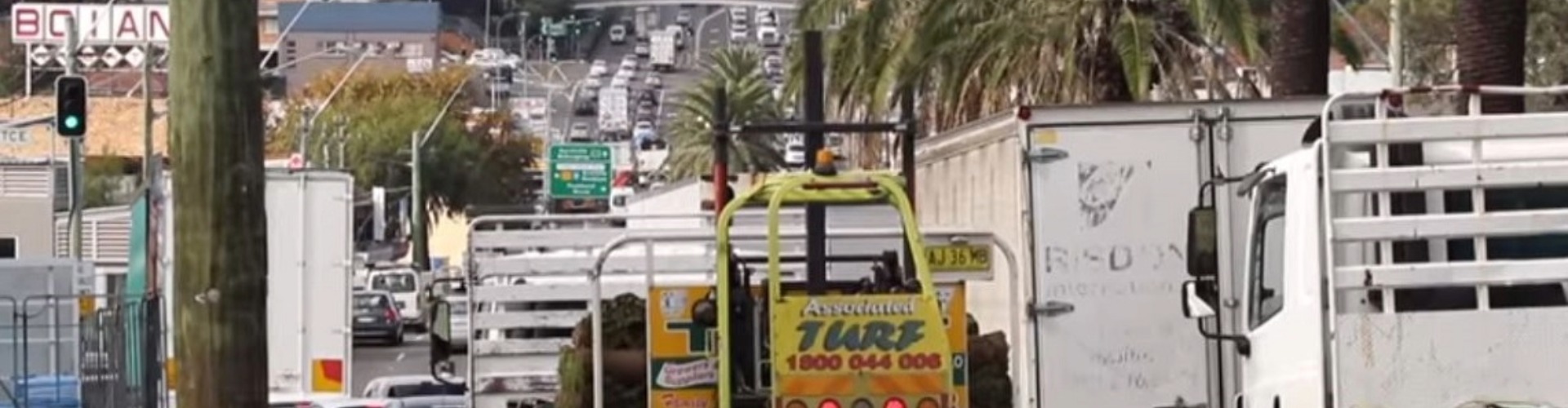 Heavily congested traffic on a Sydney road