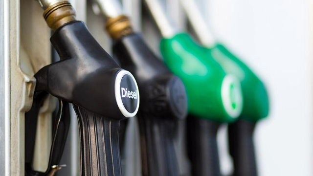 Side view of petrol bowser