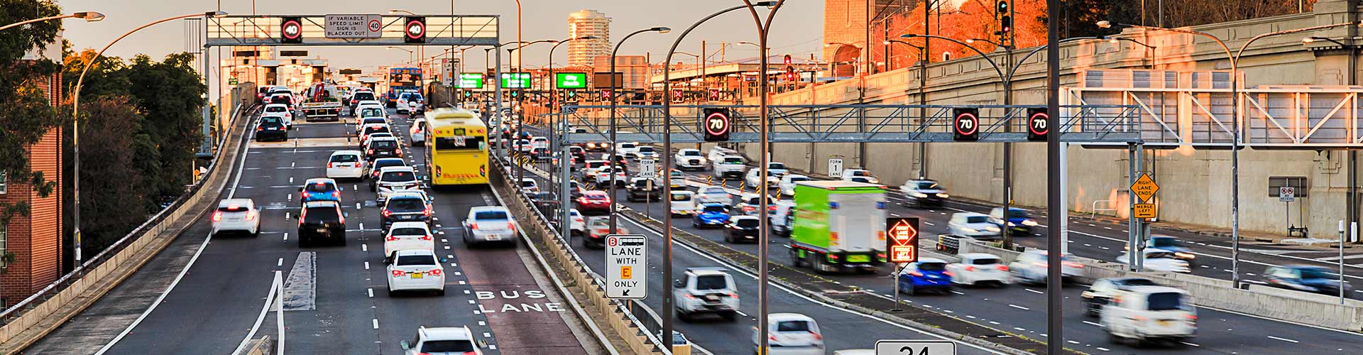 Cars on the Sydney Warringah Freeway