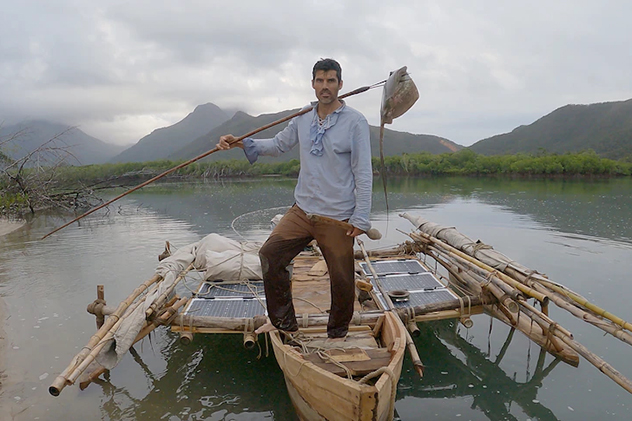 Michael Atkinson in Surviving the Outback.
