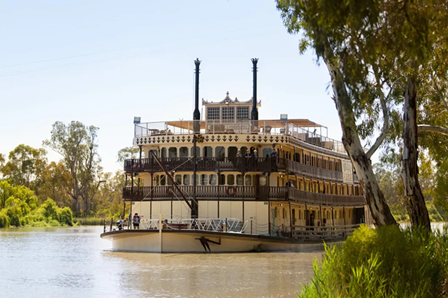 Paddle Steamer Murray Princess on the Murray River
