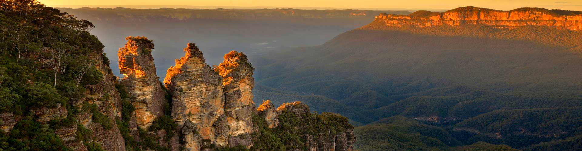 Three Sisters rock formation at the Blue Mountain at sunset