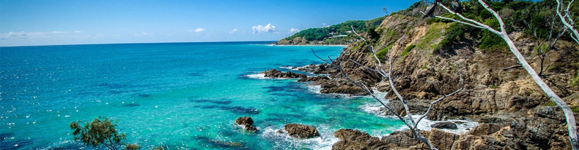 Byron Bay rocky coastline NSW desktop-banner-hero-byron-bay
