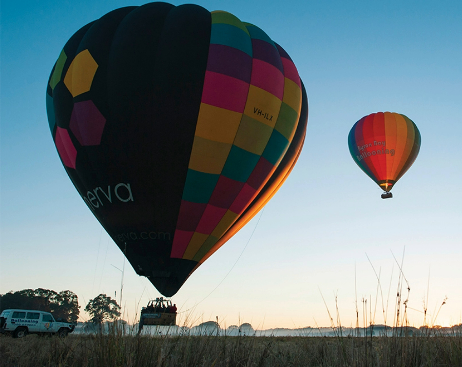 hot-air-balloons-byron-bay-nsw-900x715 Slide 2