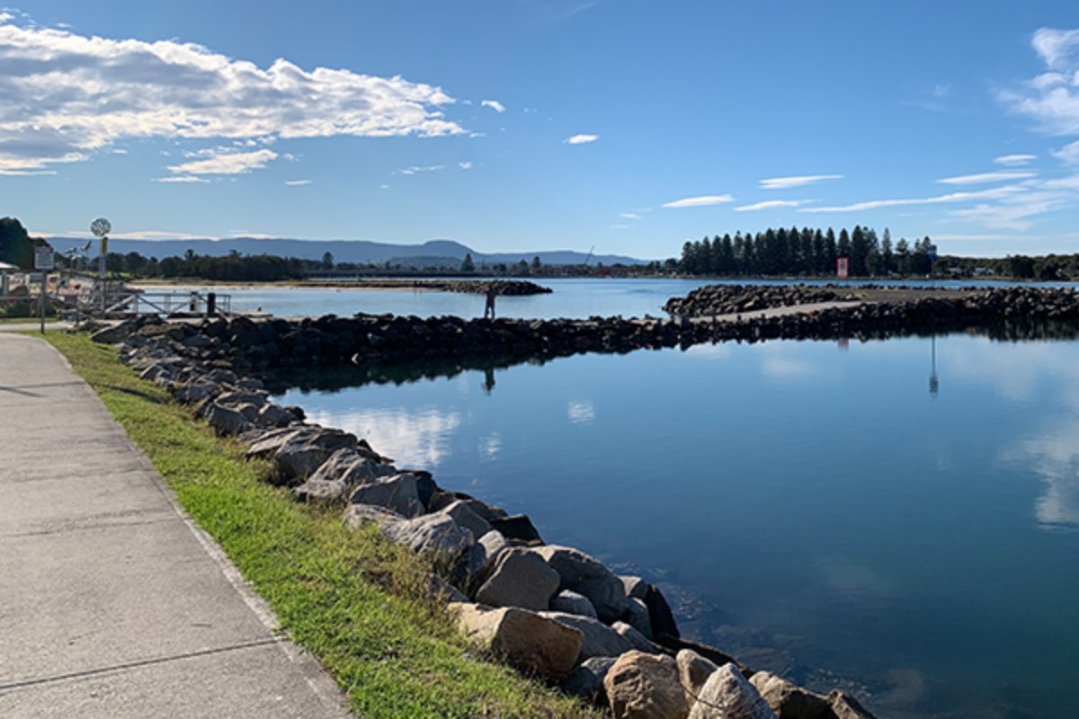 lake-illawarra-art-trail-nsw-1200x800 Slide 2