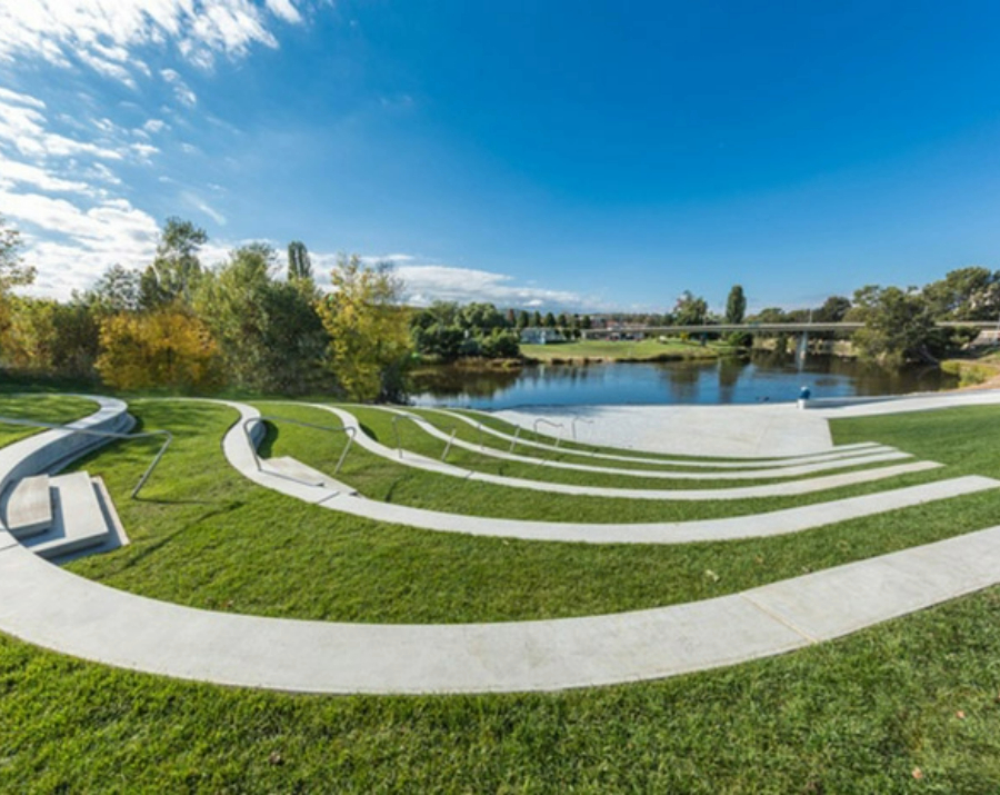 queen-elizabeth-II-park-nsw-900x715 Slide 1