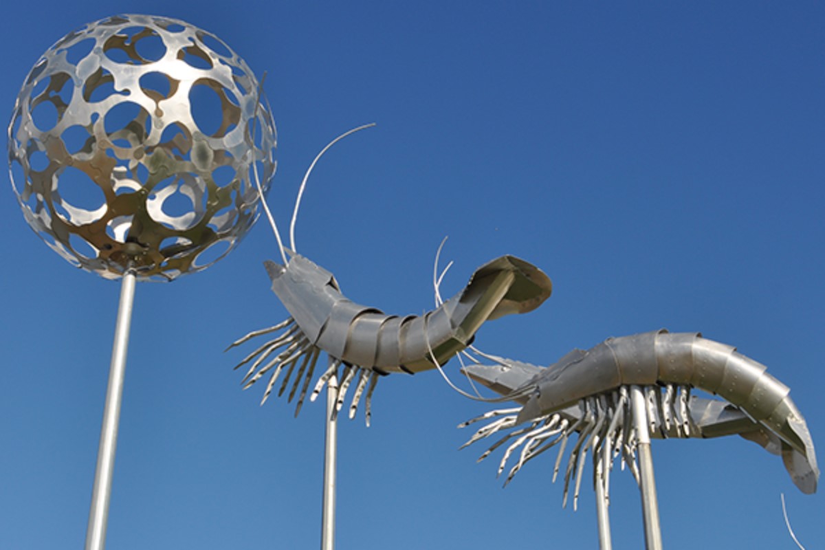 sculpture-lake-illawarra-trail-nsw-1200x800 Slide 3