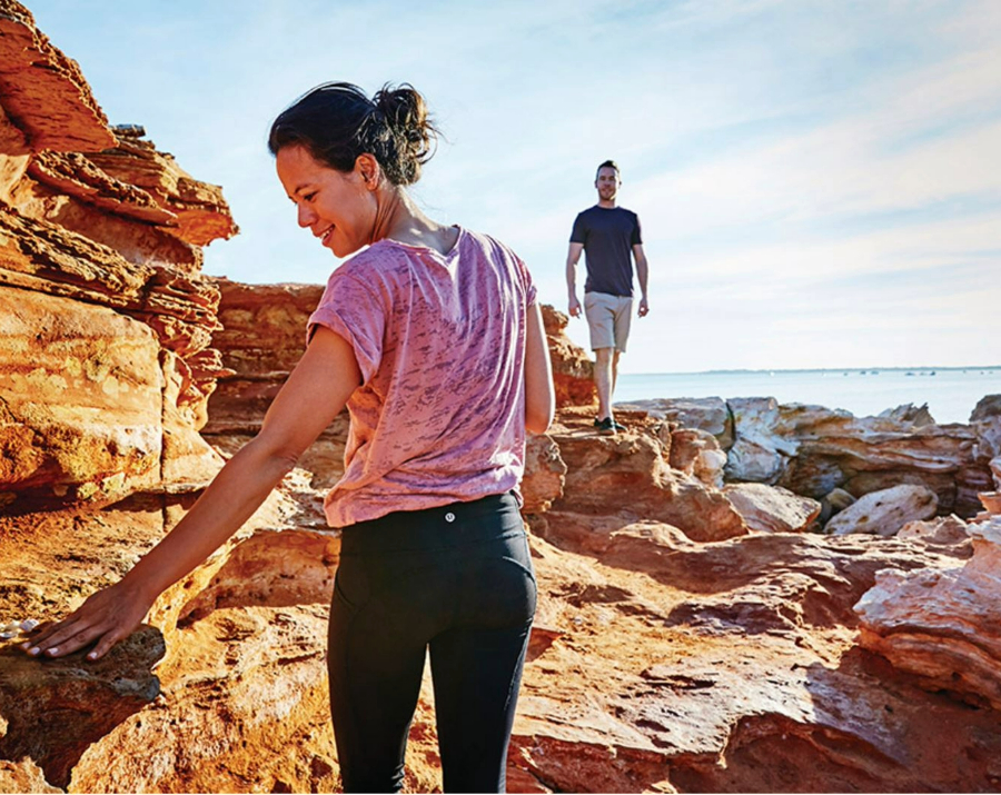 woman-at-gantheaume-point-wa-900x715 Slide 1