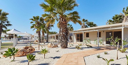 Pool View Room, Monkey Mia