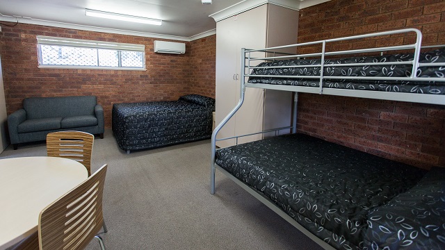 Kitchen and Bedding Dubbo City Holiday Park NRMA Holiday Parks and Resorts NSW
