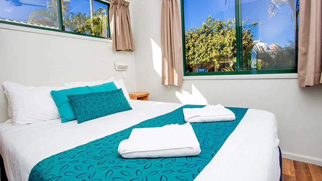 NRMA_BB_Beachfront Villa-Bedroom