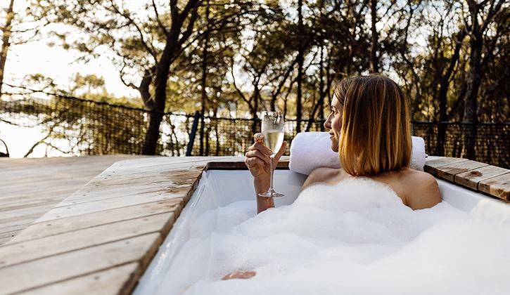 Freycinet Lodge | Coles Bay Tasmania | The NRMA